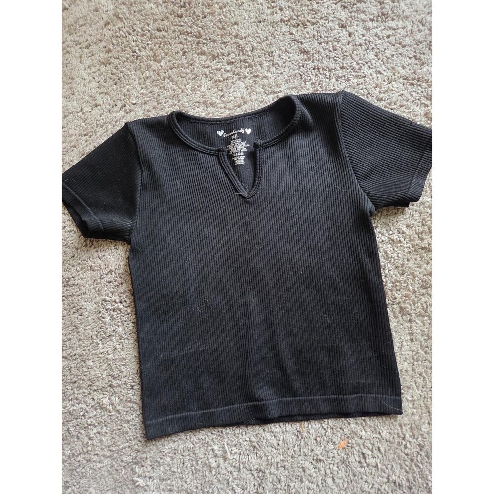 Black ribbed crop top